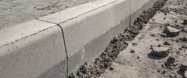 Concrete-Curbs
