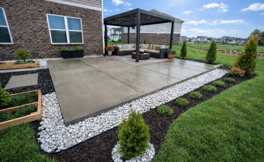 Standard broom-finished concrete patio with clean control joints